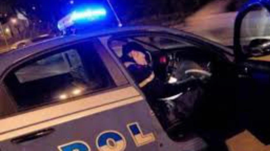 Fuoco allo scooter dell’ex Un anno di servizi sociali Fuoco allo scooter dell’ex Un anno di servizi sociali