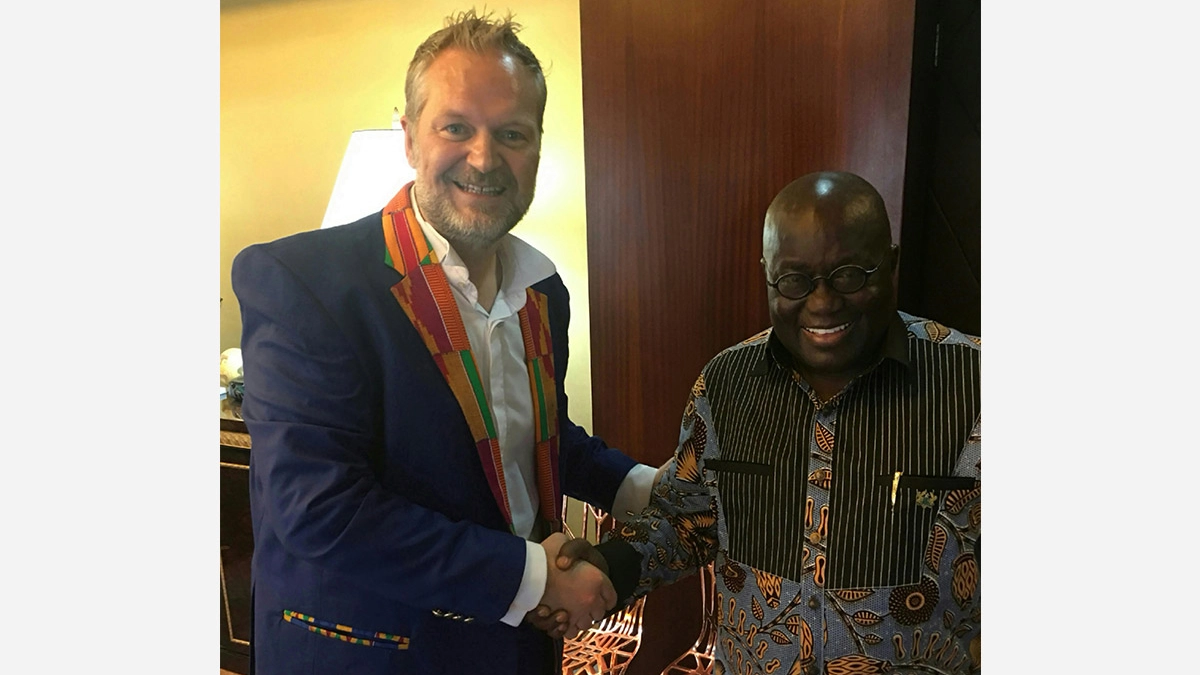 Il console e il presidente del Ghana Il console e il presidente del Ghana