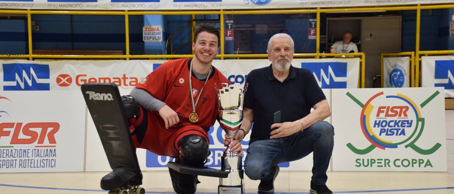 Stefano Zampoli, ventiquattrenne portiere di hockey su pista in forza al Trissino, si è rivelato decisivo per far sì che la sua squadra si aggiudicasse la Supercoppa Italiana, battendo due volte Lodi