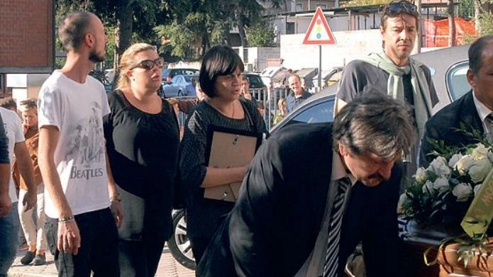 I funerali a Bonascola dell'imprenditore