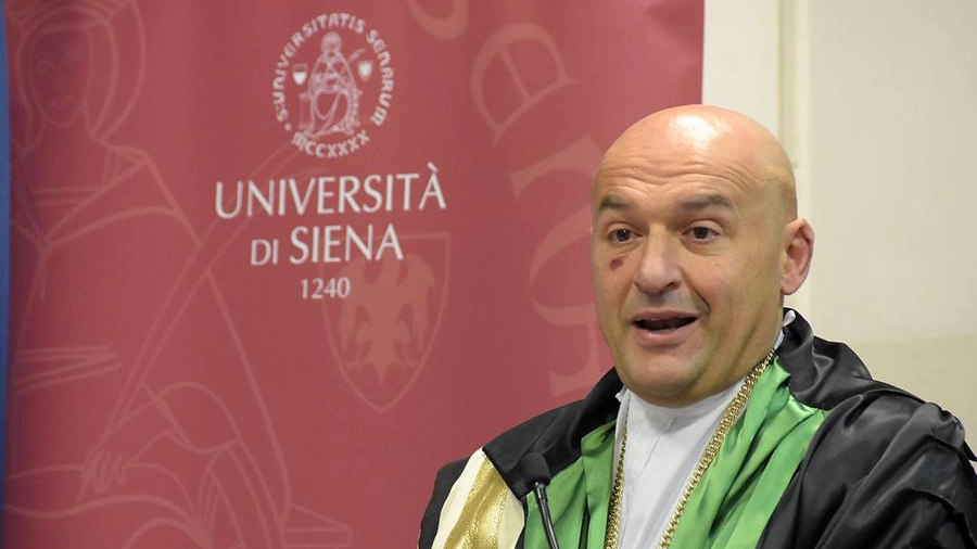 Il rettore dell'Università di Siena, Francesco Frati