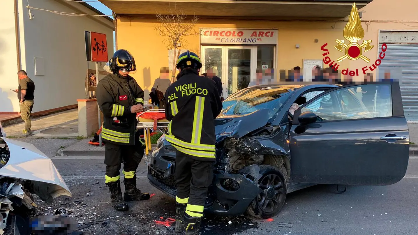 Incidente frontale a Castelfiorentino Incidente frontale a Castelfiorentino