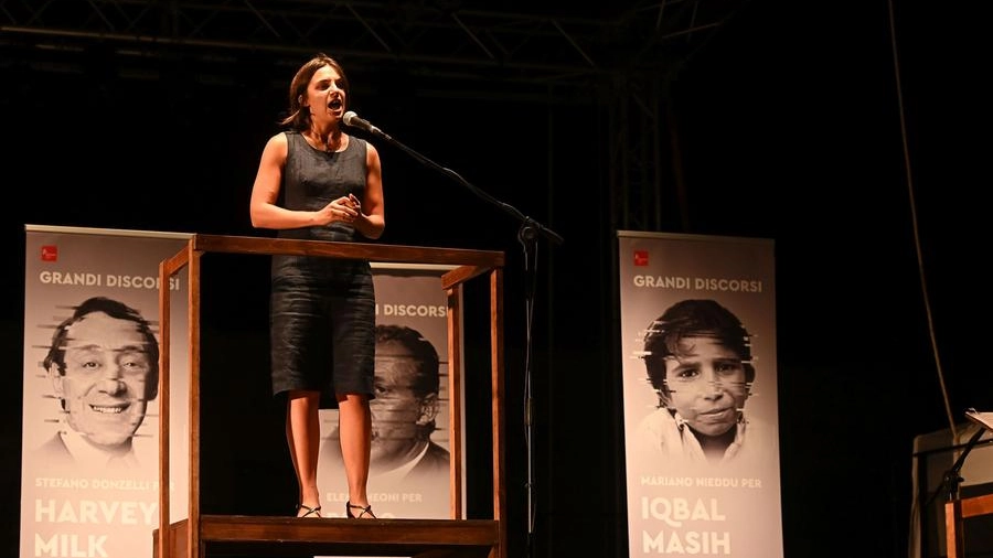 "Grandi discorsi", le voci dalla storia rivivono sul palco del Bolognini