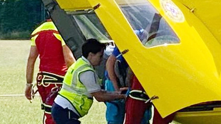 Il ragazzo è stato trasportato a Cisanello con l’elisoccorso Pegaso (foto d’archivio) Il ragazzo è stato trasportato a Cisanello con l’elisoccorso Pegaso (foto d’archivio)