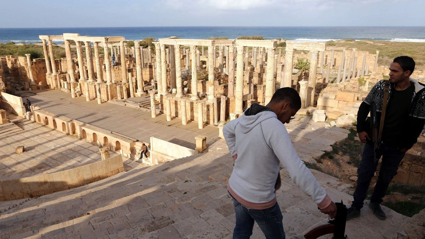 L’imprenditore viareggino Arnaldo Guidotti vuole riportare alla luce l’antico porto di Leptis Magna in Libia