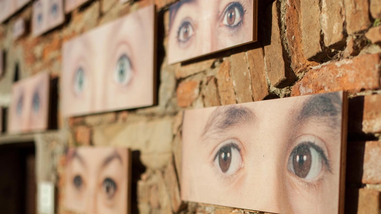 Peccioli, a me gli occhi Cercasi sguardi per... arte Peccioli, a me gli occhi Cercasi sguardi per... arte