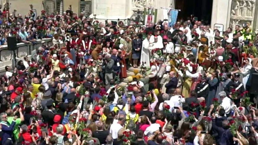 Santa Rita, festa grande  Migliaia di fedeli a Cascia  Spritualità e devozione