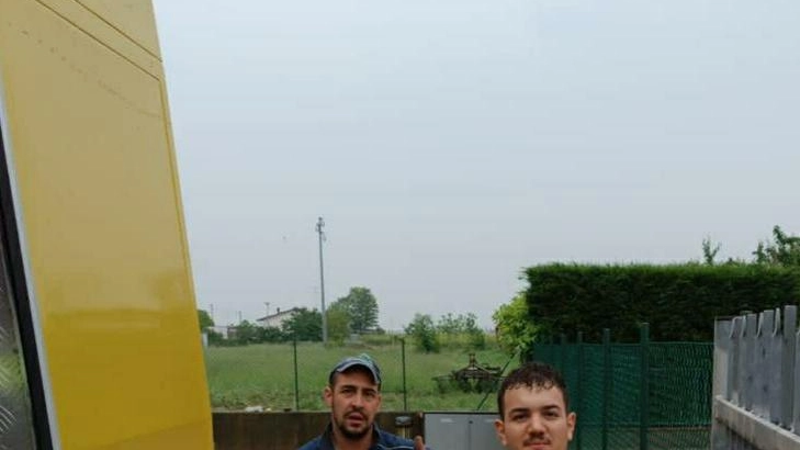 Aiuti agli alluvionati Vab Valdelsa in azione Aiuti agli alluvionati Vab Valdelsa in azione