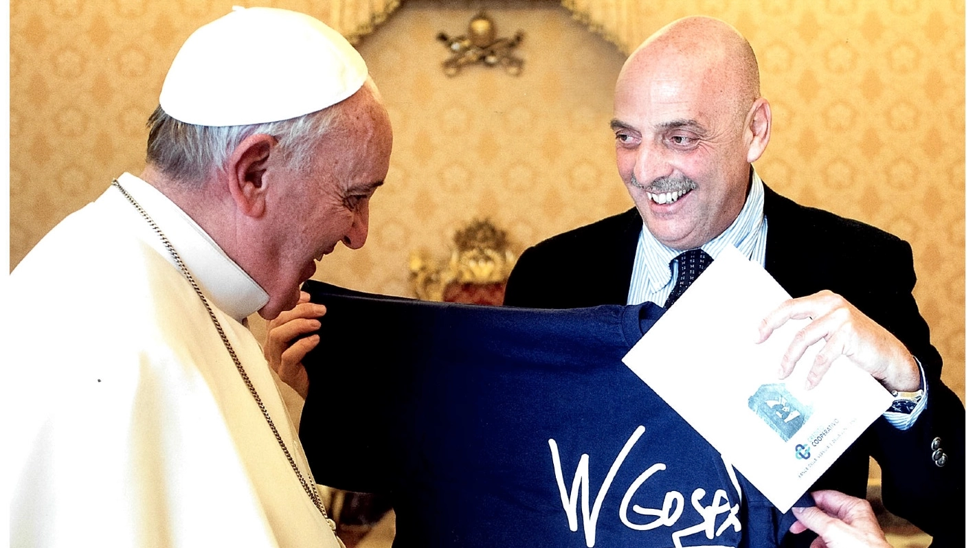 Paolo Brosio con Papa Francesco
