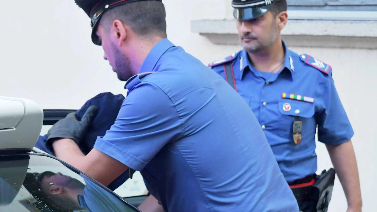 Il presunto assalitore arrestato dai carabinieri subito dopo l’agguato Il presunto assalitore arrestato dai carabinieri subito dopo l’agguato