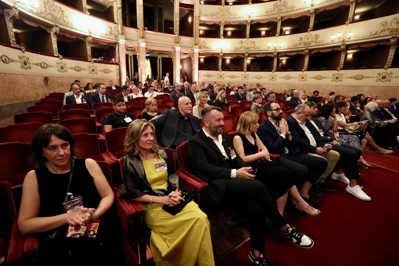 immagine di sfondo 1