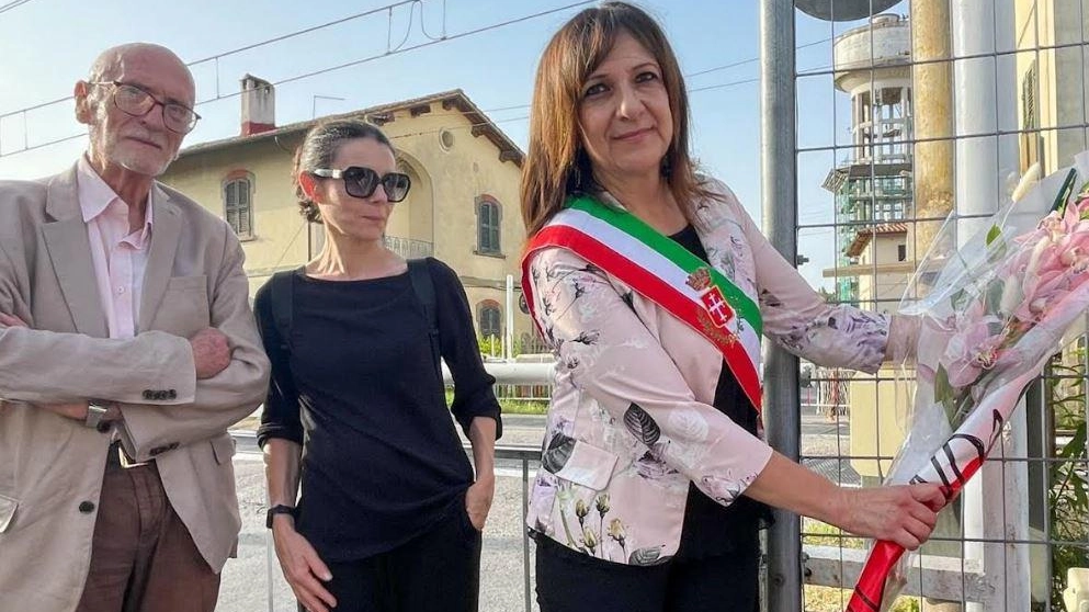 Morì travolta dal treno Il Comune ricorda Nadia Morì travolta dal treno Il Comune ricorda Nadia