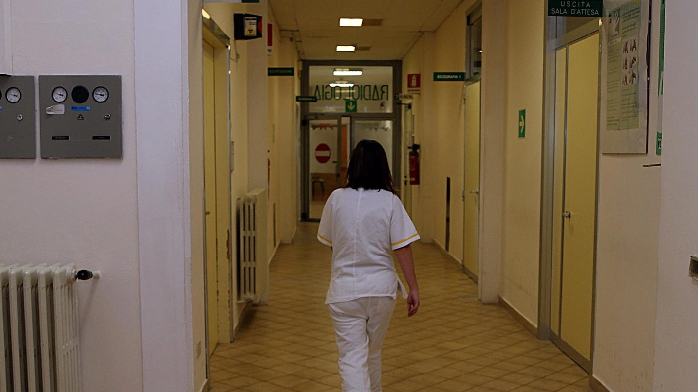 La corsia di un ospedale (foto d'archivio)