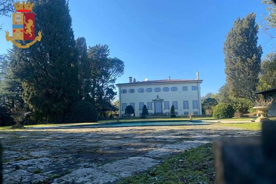 Una delle ville svaligiate