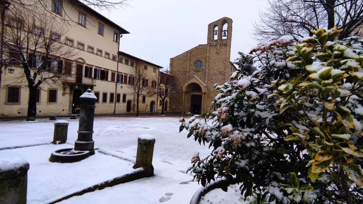 Piazza San Domenico sotto la neve