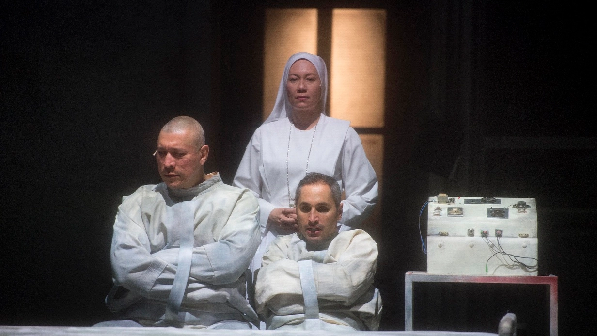 Lo spettacolo è diretto da Alessandro Gassmann e andà in scena dal 16 al 18 ottobre