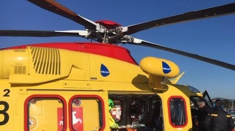 Cade dalla moto in via Fattori, ferito 21enne. Interviene Pegaso Cade dalla moto in via Fattori, ferito 21enne. Interviene Pegaso