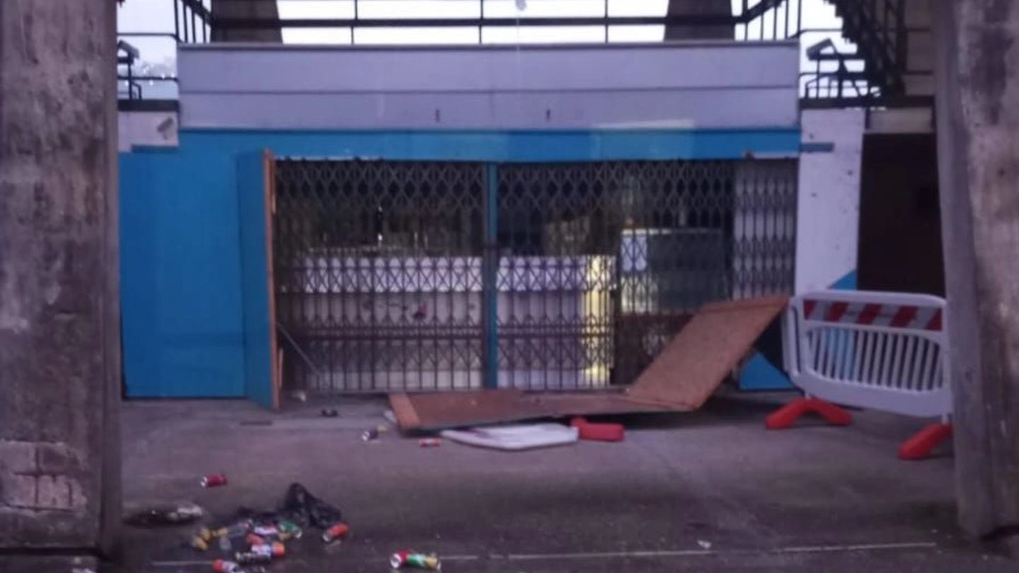 Un gruppo di ladri è penetrato all’interno dello stadio comunale Daniele Mariotti: è stato saccheggiato il bar con le sue dispense