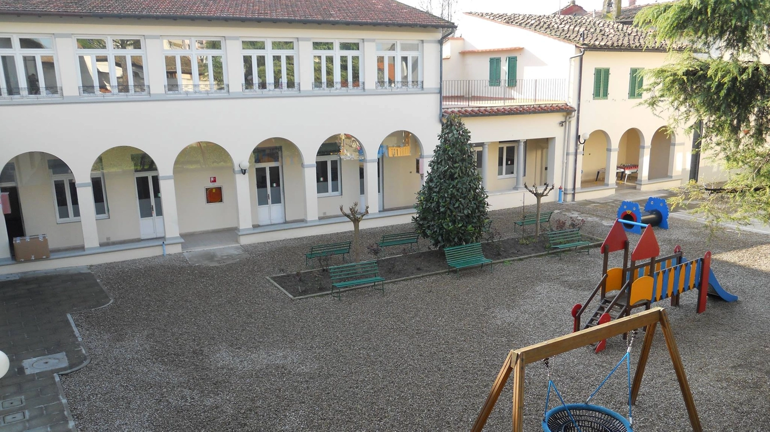 Scuole chiuse a Campi Bisenzio Scuole chiuse a Campi Bisenzio