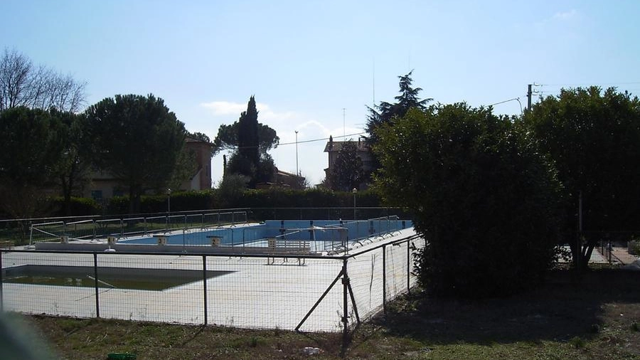 piscina comunale di Pianella