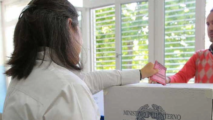 Voto, centrosinistra in fermento "Nuova coalizione per voltare pagina" Voto, centrosinistra in fermento "Nuova coalizione per voltare pagina"