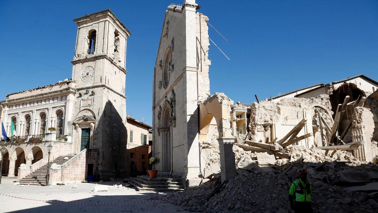 Norcia distrutta: la chiesa di San Benedetto