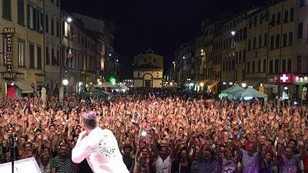 Paolo Belli in piazza