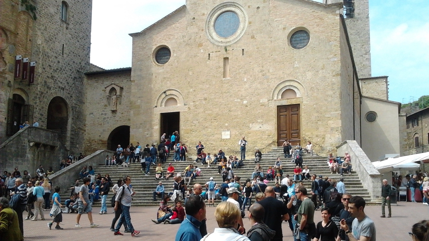 Turisti a San Gimignano