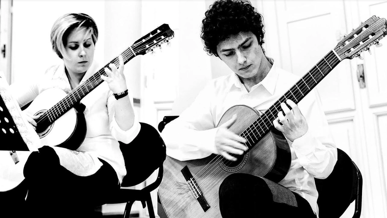 I due giovani musicisti emergenti, Alessandra Lucchetti e Nicola Bertozzi 