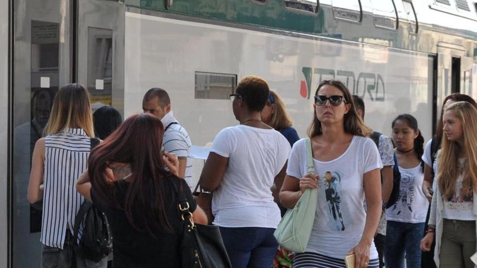 Prima il treno, poi tocca ai bus Una linea spezzata fino a Stia Prima il treno, poi tocca ai bus Una linea spezzata fino a Stia
