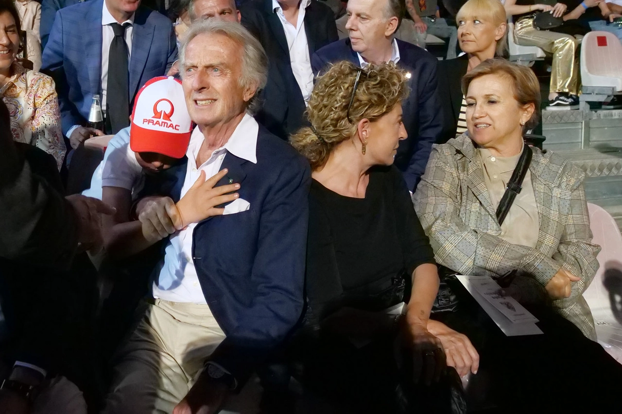 immagine di sfondo 3