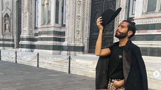 Federico Fashion Style davanti al Duomo di Firenze