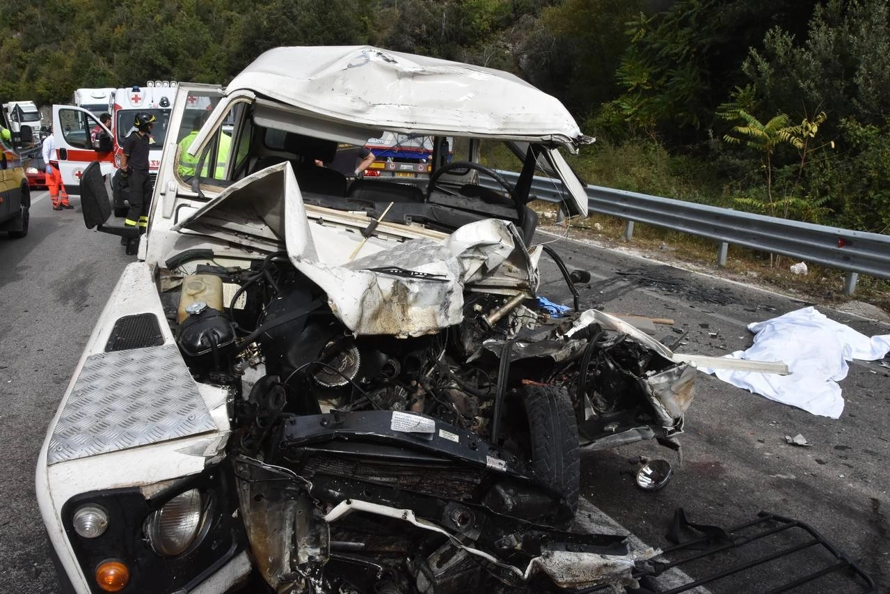 Incidente sulla via Flaminia a Terni (Foto Pianefoto)