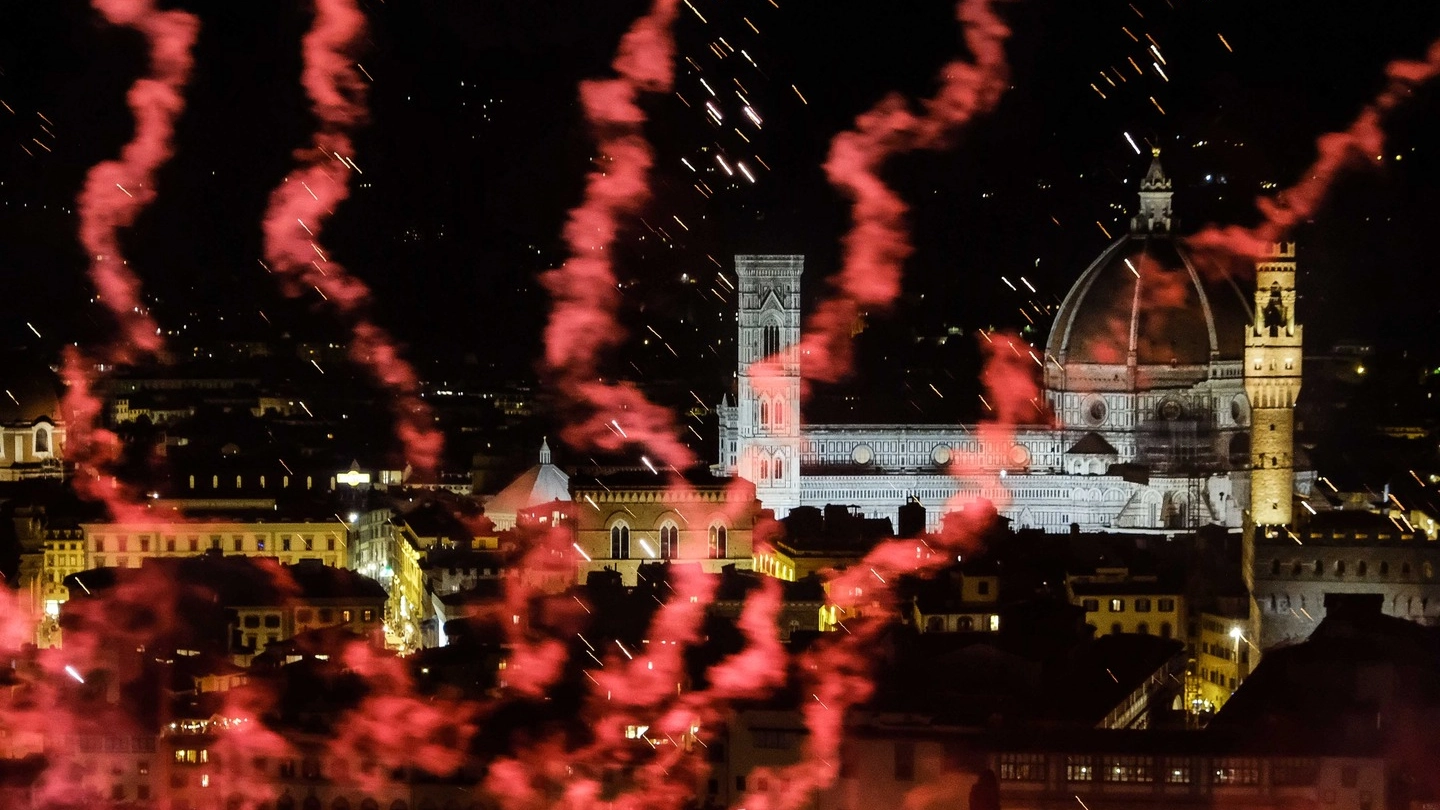 Firenze, i 'fochi' di San Giovanni 2019 (Giuseppe Cabras/New Press Photo)