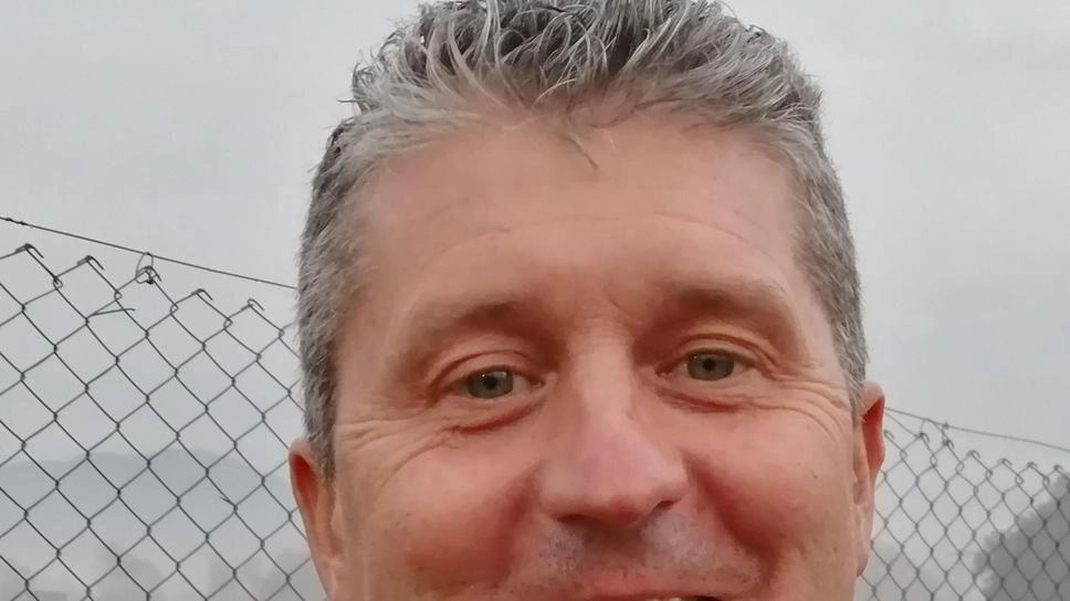Calcio Seconda Categoria Massa Carrara: Scatta il semaforo verde Tensione alle stelle
Calcio Seconda Categoria Massa Carrara: Scatta il semaforo verde Tensione alle stelle