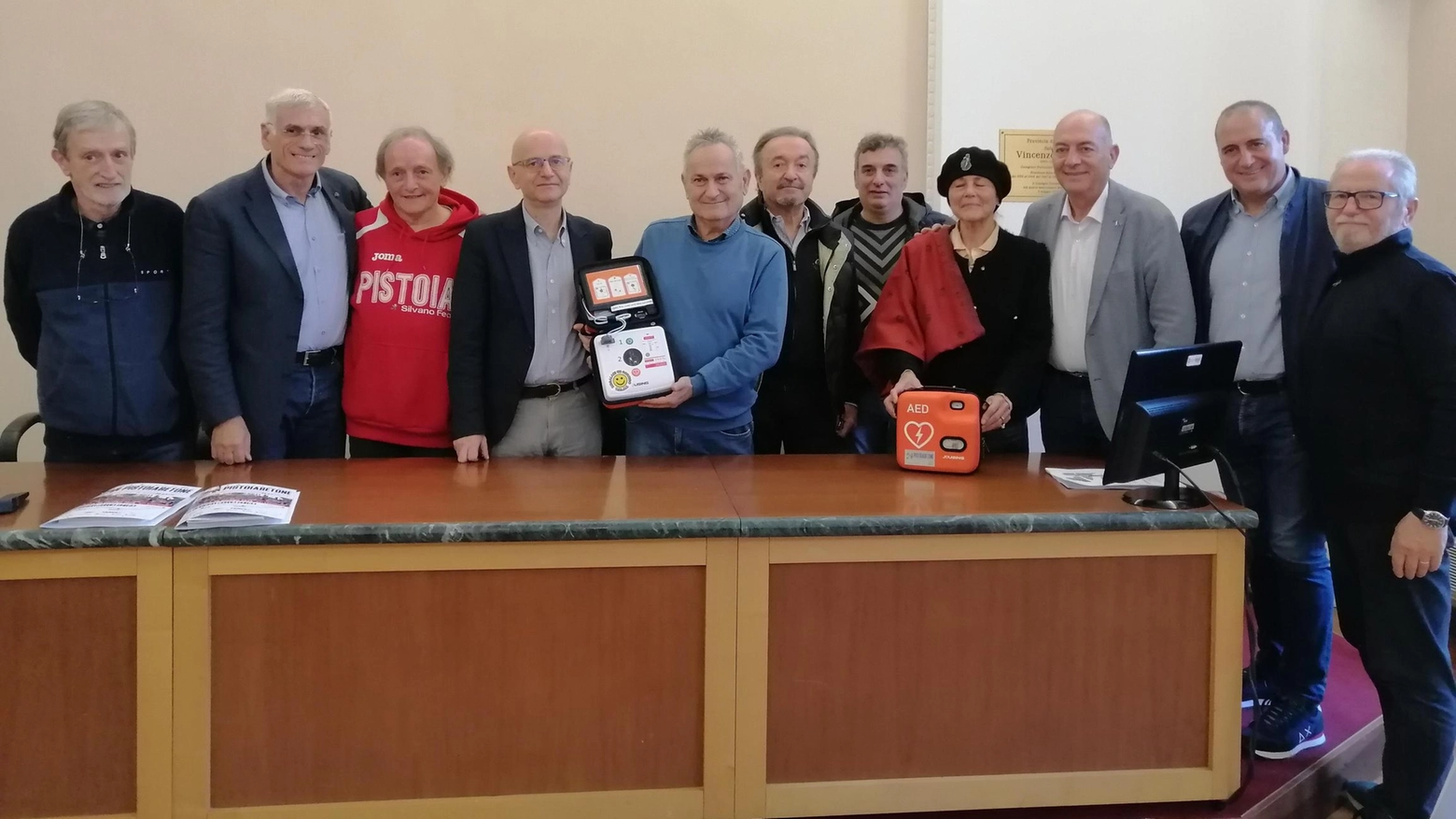 Ecco due nuovi defibrillatori. Grazie a "Regalami un sorriso" Ecco due nuovi defibrillatori. Grazie a "Regalami un sorriso"