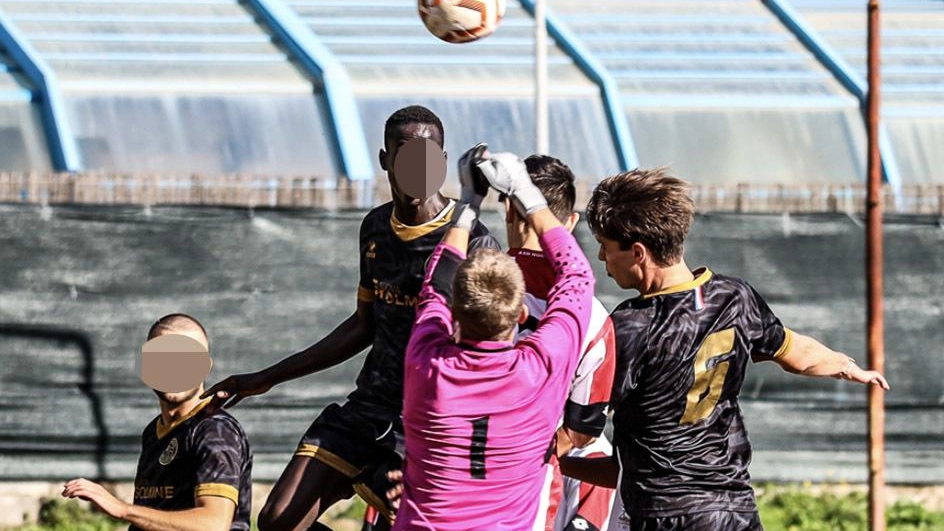 Insulto razzista durante la partita di calcio Undici giornate di squalifica a un under 14 Insulto razzista durante la partita di calcio Undici giornate di squalifica a un under 14
