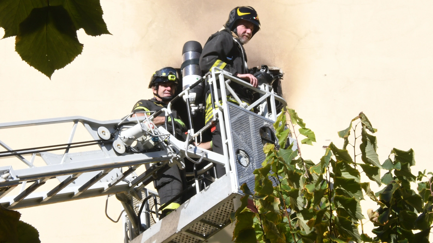La sindaca ha dato il nulla osta dopo le relazioni dei vigili del fuoco e dei tecnici di Erp che hanno individuato i danni all’edificio