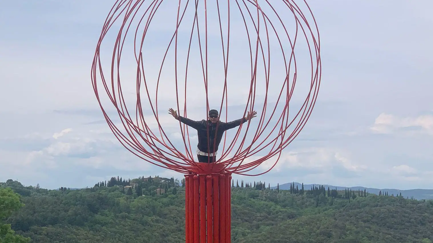 "L’albero della Vita" di Lacquaniti svetta sul Siloe "L’albero della Vita" di Lacquaniti svetta sul Siloe