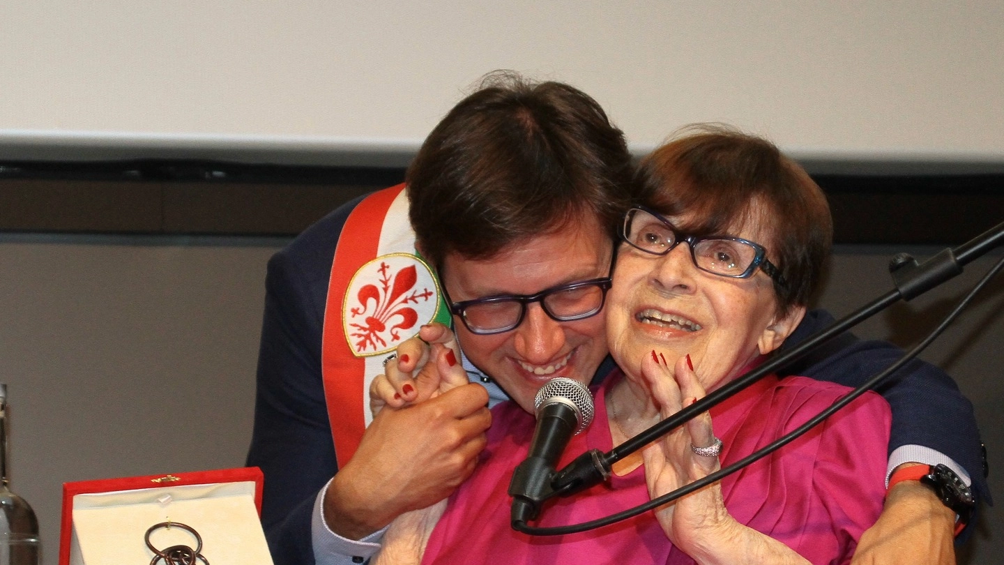Il sindaco Nardella con Franca Valeri (New Press Photo)