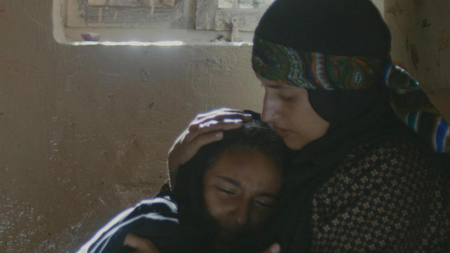 Una foto di scena del film ‘La sposa bambina’ del regista Khadija Al-Salami