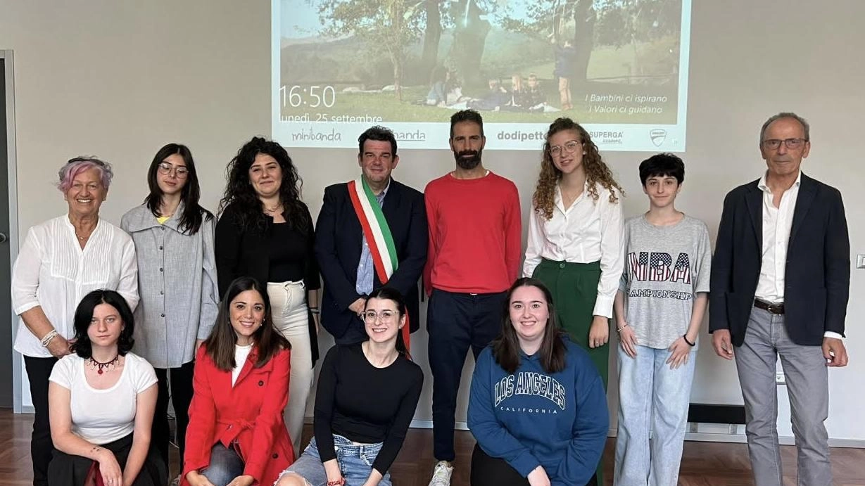 Settore moda, la formazione paga. Otto ragazze studiano alla Miniconf: "Ora sappiamo cosa fare da grandi" Settore moda, la formazione paga. Otto ragazze studiano alla Miniconf: "Ora sappiamo cosa fare da grandi"