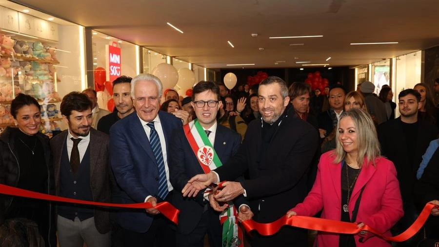 Firenze, l'inaugurazione del nuovo sottopassaggio alla stazione