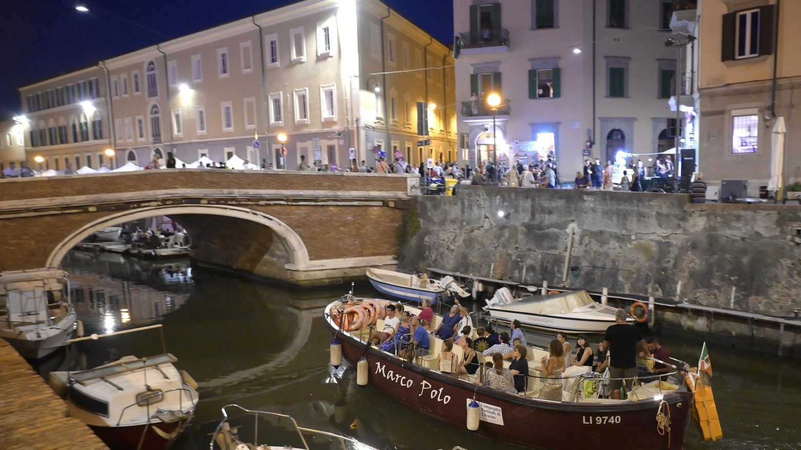 Effetto Venezia, riflettori accesi Tappeto rosso per Matteo Garrone Effetto Venezia, riflettori accesi Tappeto rosso per Matteo Garrone