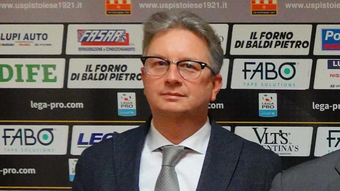 "Ci riserviamo verifiche legali Un comportamento sgarbato" E spunta l’ombra di De Simone "Ci riserviamo verifiche legali Un comportamento sgarbato" E spunta l’ombra di De Simone