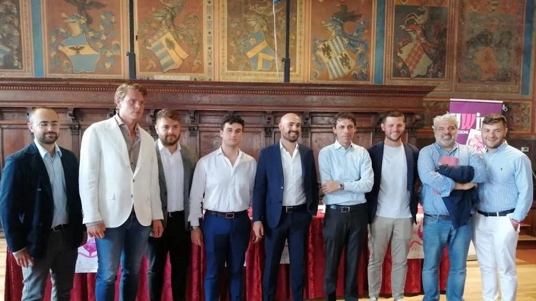 Il vino è di casa Cantine sotto i riflettori Il Festival che celebra le etichette locali Il vino è di casa Cantine sotto i riflettori Il Festival che celebra le etichette locali
