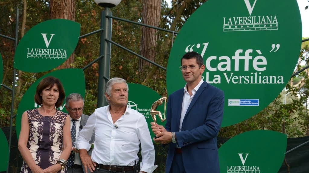 Premio alla carriera per Giacomo Agostini 