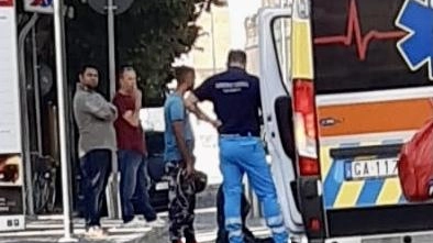 Soccorso un uomo: "Aggredito e derubato" Soccorso un uomo: "Aggredito e derubato"