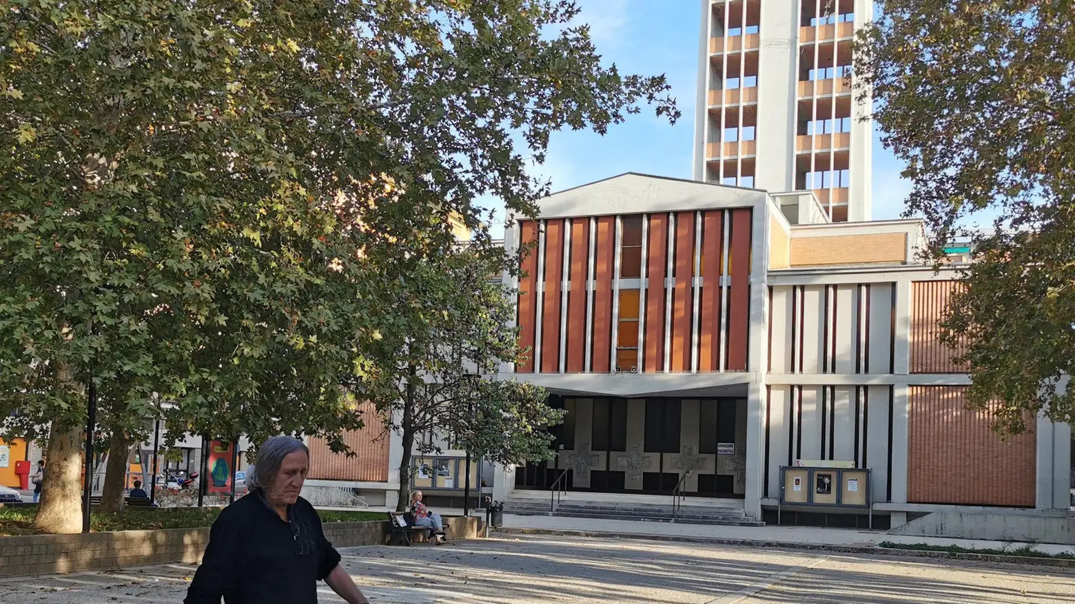 Il rebus di piazza Giotto Gli alberi sono salvi I residenti esultano "Il Comune ci ascolta" Il rebus di piazza Giotto Gli alberi sono salvi I residenti esultano "Il Comune ci ascolta"