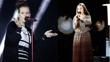 Emma e Ilaria durante il primo live di X Factor